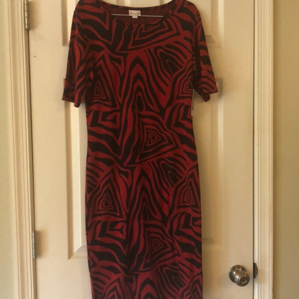 Julia by LuLaRoe